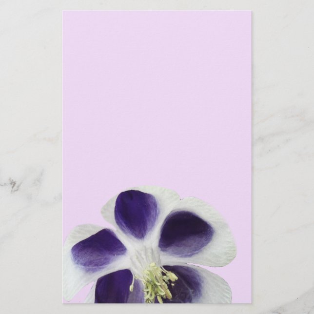 Blommig brevpapper, lila och vit blomning brevpapper (Framsida)