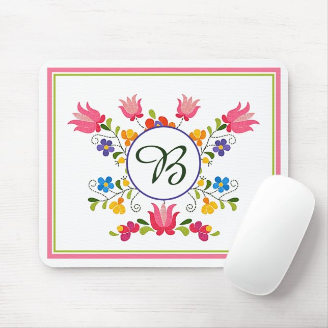 Blommig broderi monogram musmatta (Med mus)