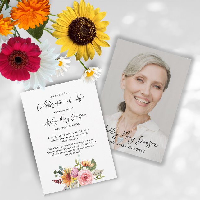 Blommig firande av livets fotofuneral inbjudningar (Skapare uppladdad)