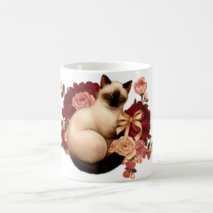 Blommig frid: Ringlad siamesisk katt i blomning Kaffemugg