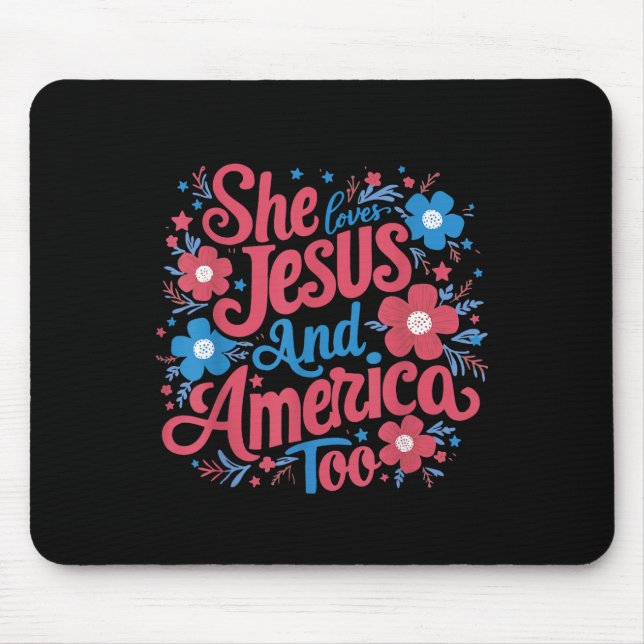 Blommig Hon älskar Jesus och Amerika 4:e juli  Musmatta (Framsidan)