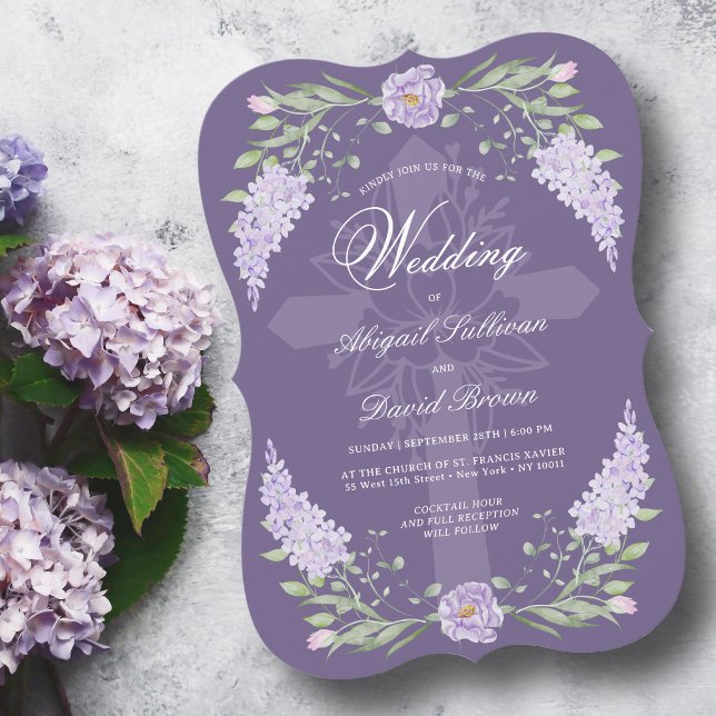 Blommig lavenderram på lila religiös bröllop inbjudningar (Skapare uppladdad)