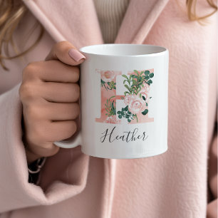 Blommig Mugg i Vattenfärg med Initial - H