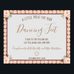 Blommig ram Dansande fötter Flip Flops Bröllopssky Poster<br><div class="desc">Gör den till din egen genom att lägga till din text (och personliga foton). För att få tillgång till avancerade redigeringsverktyg,  gå till "Personalisera",  scrolla ned och tryck på "klicka för att anpassa ytterligare"-länken. Se den fullständiga samlingen för alla matchande designer!</div>