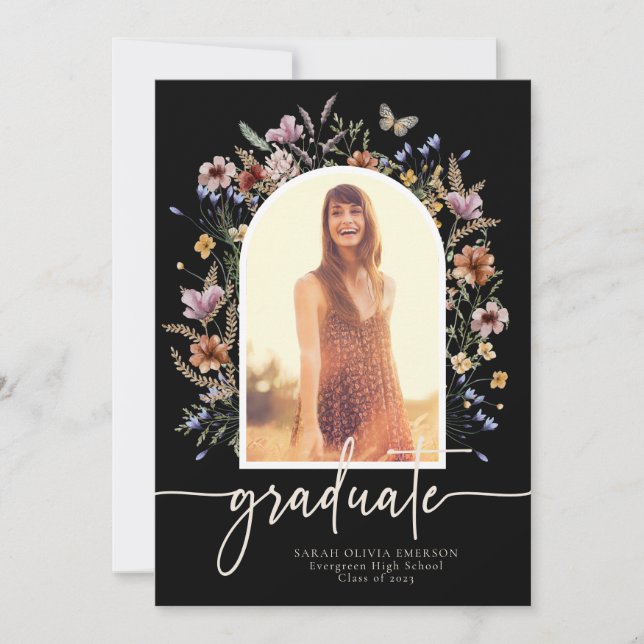 Blommig svart examensannonsering meddelande (Framsida)