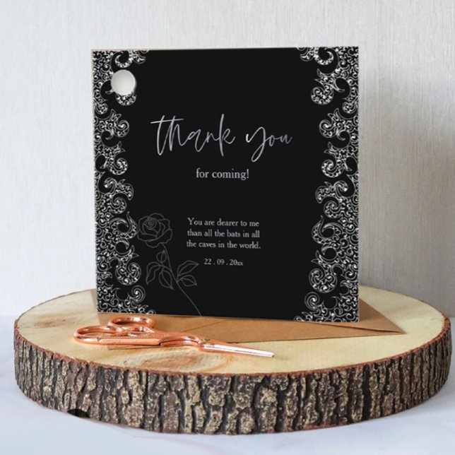 Blommig svart gotisk möhippa gåvor etiketter (Skapare uppladdad)