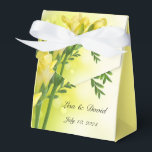 Blommig tryckt presentbox för fest  presentaskar<br><div class="desc">Presentboxen visas i en vacker gul fototryck med fria frias och exempel namn.
Visas i gult
Anpassa denna artikel och ändra namnen och datum till dina egna.





Standardtryck</div>