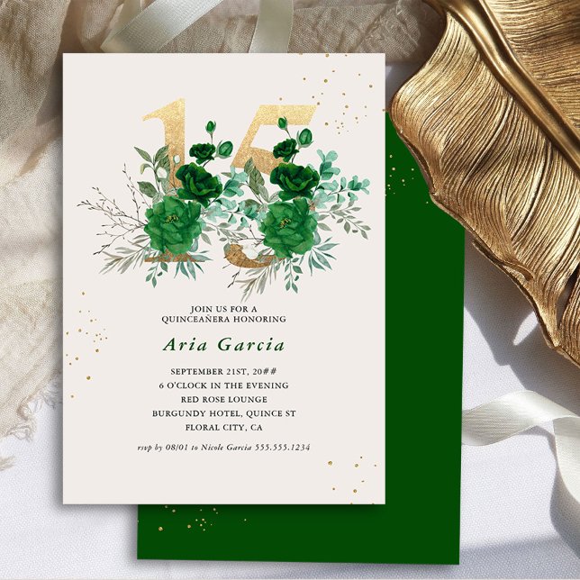 Blommigt 15 Emerald Grönt Cream och Guld Quinceane Inbjudningar (15th Birthday Invitation from the Royal Rose Emerald Green Quinceanera Collection by Darling & May)