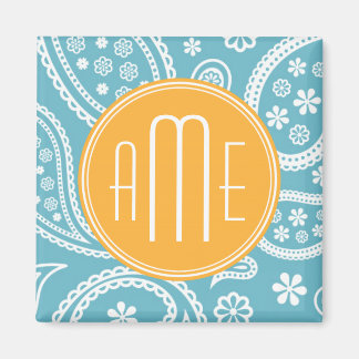 Blommigt Aqua Blue Paisley Mönster & Gult Monogram Magnet