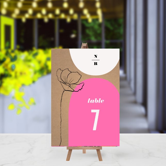 Blommigt Arches Rosa Monogram Bröllop Bordsnummer (Skapare uppladdad)