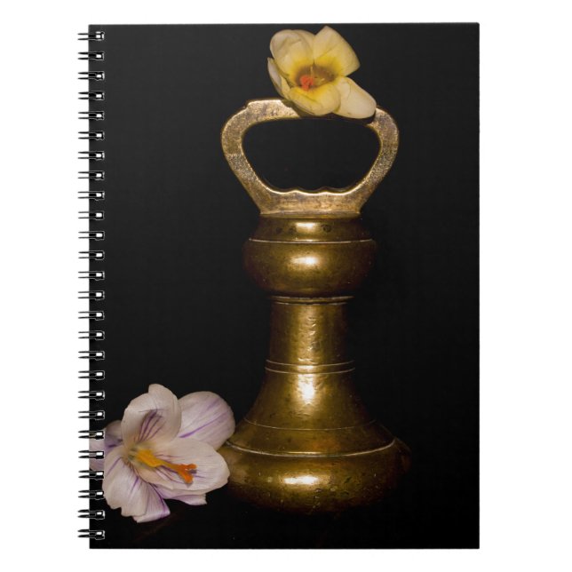 Blommigt Attraktion Anteckningsbok Med Spiral (Framsidan)