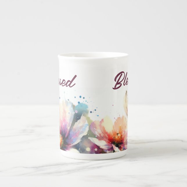 Blommigt Berry BLESSED-typdesign Benporslin Mugg (Framsidan)