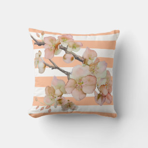 Blommigt blommar Vita remsor i mjuk orange Kudde