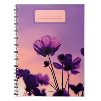 BLOMMIGT BLOMSTERTRÄDGÅRD NOTEBOOK JOURNAL FÖR KVI ANTECKNINGSBOK