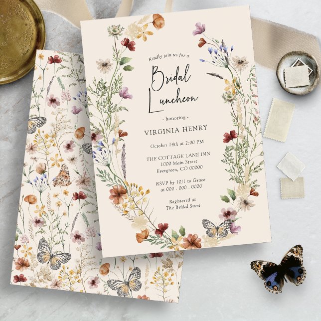 Blommigt Boho Möhippa Luncheon-inbjudan Inbjudningar (Wildflower Floral Boho Bridal Luncheon Invitation by Painted Paperie
)