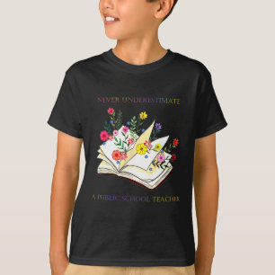 Blommigt Bokar underskattar aldrig en offentlig sk T Shirt