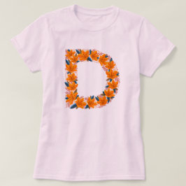Blommigt brev D-kvinnans grundläggande T-shirt