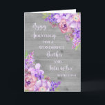Blommigt Brother & Sister i advokatfirandet Kort<br><div class="desc">Lycklig bröllop-jubileumskort för bror och syster i juridik med vacker vintage lila blommor,  rustiskt trä och sentimental vers.</div>