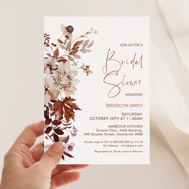 Blommigt Brown Beige Fall i Kärlek Möhippa Inbjudningar (Fall in Love Bridal Shower Invitation Template, Autumn Fall In Love Bridal Shower Invite, Floral )