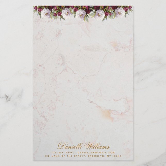 Blommigt Burgundy Peonies Marble Elegant Script Brevpapper (Framsida)