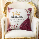 Blommigt Burgundy Princess Quinceanera Birthday Kudde<br><div class="desc">Blommigten Burgundy Princess Quinceañera Birthday Dekorativ kudde tillför firande en viss elegans. Den här kudden är perfekt för en rik-burgig bakgrund med delikata blommigtar och kompletterar en prinsesstemad quinceañera. Personlig med ditt namn eller din evenemangsinformation är en vacker keepé som förbättrar alla sittplatser eller däck. Den här dekorativ kudde är...</div>