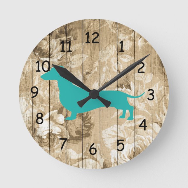 Blommigt Chalk Wood Faux Dachshund Wall Clock Rund Klocka (Framsida)