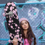 Blommigt Cherry Blommar Rosa Black Girly Mini Skateboard Bräda 18,5 Cm<br><div class="desc">Rosa Japansk körsbärsfärs blommar grenar mot svart bakgrund. För flickor som blommor och blommigt asiatiska formgivningar från kärlek.</div>