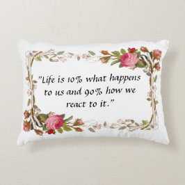 "Blommigt citat: Elegant broied Pillow . Prydnadskudde