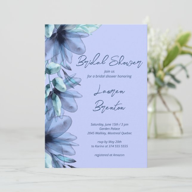 Blommigt, dammig blå violett Möhippa Inbjudningar (Stående Fram)