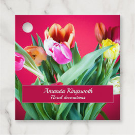 Blommigt dekorations-affärsröda tulpanfoto gåvor etiketter