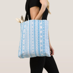 Blommigt doodle rand i baby blue och vitt tygkasse