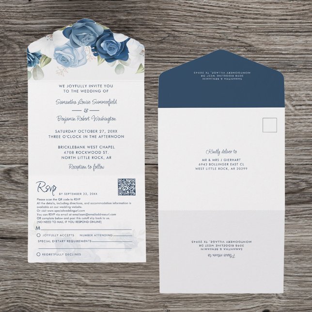 Blommigt Dusty Blue Botanical Script Bröllop (All-in-One Dusty Blue Floral Wedding Invitation)