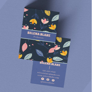 Blommigt Elegance: Modern och minimalistisk lodrät Visitkort