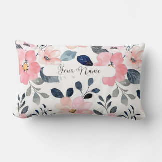 "Blommigt Elegance: Personlig Pillow Design med Lumbarkudde