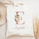Blommigt Elfenbenskusten Ro Guld Monogram Brev E Tygkasse<br><div class="desc">Denna elegant i säcken har ett stort brev "E"-monogram i faux guld-folie från ro, som dekoreras med en vintage bukett av elfenben blommigt som putsats med grönt och ro guld. Anpassa det med hennes handskriftsskript namn i ro guld, med blomning i början och slutet. Gör en perfekt till en gåva....</div>