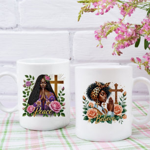Blommigt Etniska afrikanska bönkvinnor Kaffemugg