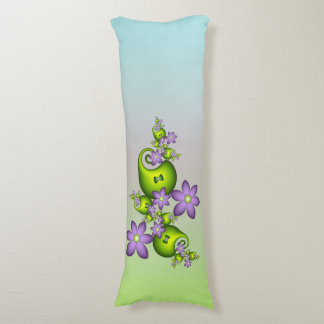 Blommigt Fantasy Lilac Flowers Grönt Shapes Fracta Kroppskudde