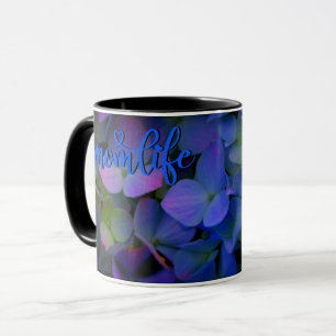 blommigt för dammig blå lila i elegant mugg