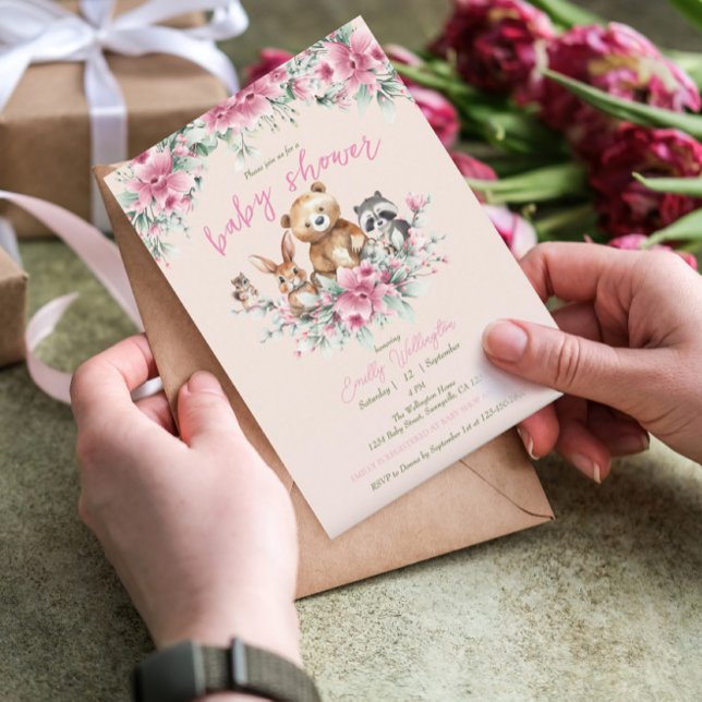 Blommigt för kutande djur Peach Rosa Girl Baby Sho Inbjudningar (Skapare uppladdad)