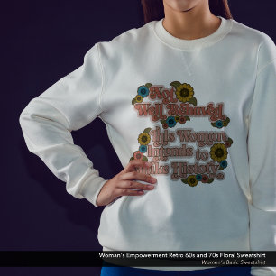 Blommigt för kvinnors egenmakt Retro 60 och 70 T Shirt