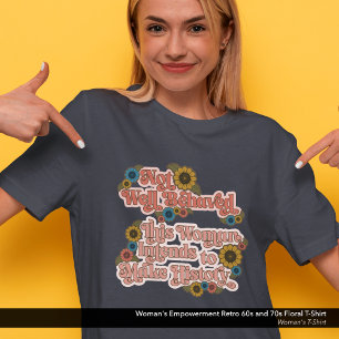Blommigt för kvinnors egenmakt Retro 60 och 70 T Shirt