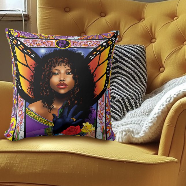 Blommigt för Lila av monarch Butterfly Fairy Kudde (Skapare uppladdad)