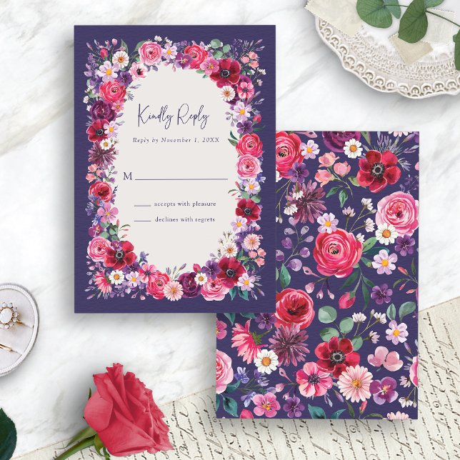 Blommigt för moody Mörk OSA Kort (Moody Bold Dark Navy Blue Floral RSVP Card by Painted Paperie
)