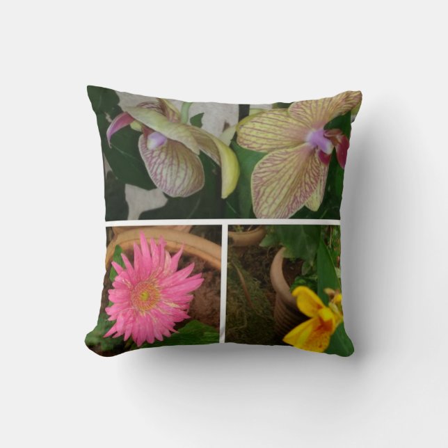 Blommigt Fotokollage Pillow Kudde (Framsida)