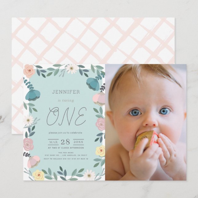 Blommigt Garden Light Blue GIrl Photo 1st Birthday Inbjudningar (Fram/baksida)
