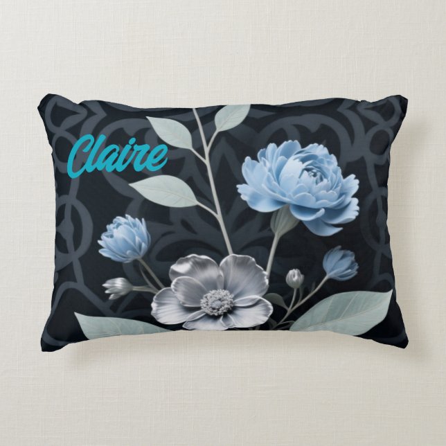 Blommigt, Isig Blue och Silver Mönster R Prydnadskudde (Framsidan)