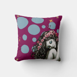 Blommigt Krona Muse - Whimsical Nature Porträtt Kudde