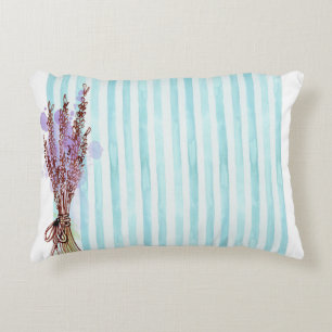 Blommigt lavender blue rand prydnadskudde