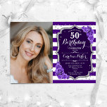 Blommigt Lila Silver Foto 50:e födelsedagen Inbjudningar<br><div class="desc">Femininininbjudan till elegantens blommigt på 50 år med ditt foto. Glam lila silver, vit design med faux glitter silver. Har rand, lavender ro, skriptteckensnitt och konetti. Perfekt för en snyggt vuxen under firande party. Anpassa med dina egna detaljer. Kan anpassas för vilken ålder som helst! Skrivna Zazzle-inbjudningar eller digital utskrivbar...</div>