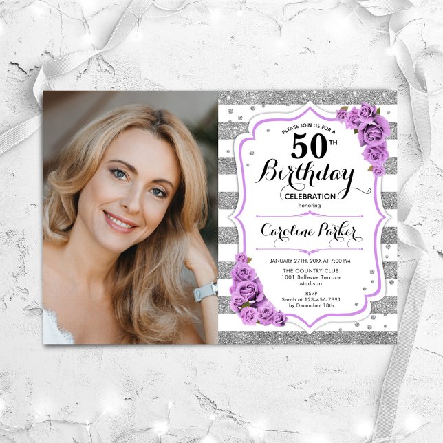 Blommigt Lila Silver White Photo 50:e födelsedagen Inbjudningar (Skapare uppladdad)